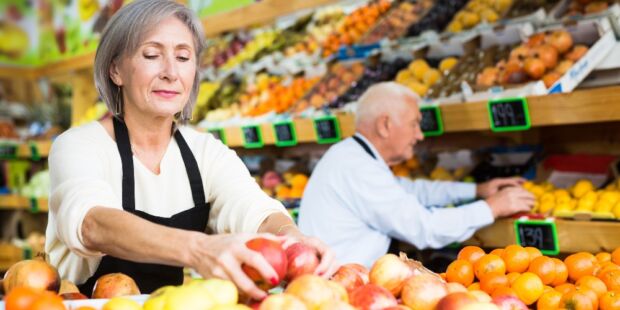 doorwerken na pensioen - Shutterstock