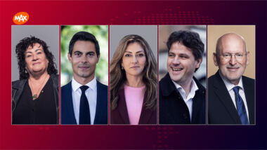 5 afleveringen spreekt Elles de Bruin iedere vrijdag de verkiezingen met lijsttrekkers. Samen bespreken ze thema’s voor 50-plussers.