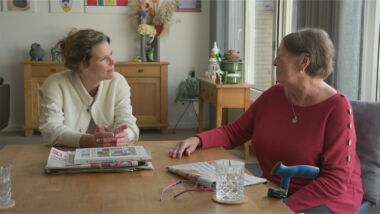 Aad de Groot geeft aan dat de kern van de ouderenzorg niet alleen bij ziekte of inkomen ligt, maar ook bij eenzaamheid.