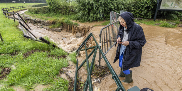 Na de oproep om een noodpakket in huis te halen, is er nu aandacht om voorzorgsmaatregelen te treffen tegen wateroverlast door extreme regen.