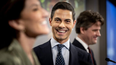 Meldpunt Actueel grasduint door het Coalitieakkoord 2026-2030 en focust daarbij op 3 kernthema’s: zorg, sociale zekerheid en wonen.