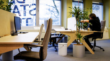 Het aantal zzp’ers daalt, zegt het Central Bureau voor de Statistiek (CBS). Dat komt vooral door strengere controle op schijnzelfstandigheid