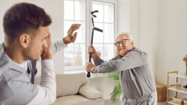 Cijfers van het CBS van 18 februari van dit jaar laten zien dat bijna 6 op de 10 zorgmedewerkers agressie ervaren van patiënten of bezoekers.