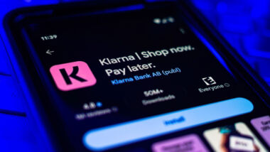 Achteraf betalen via Klarna is handig. Maar Kifid heeft in 2 gevallen nu een betalingsverplichting gezien als een ‘kredietovereenkomst’.