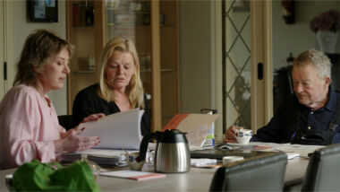 Is de mantelzorgmakelaar een ongewenst verdienmodel of de ultieme helpende hand voor de mantelzorger bij aanvragen voor thuiszorg?