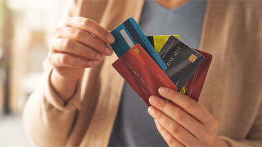 Kijkt u voldoende vaak op uw creditcardafschriften? Ik gebruik mijn kaart vooral op vakantie en bestudeer de betalingen dan ook vooral erna.