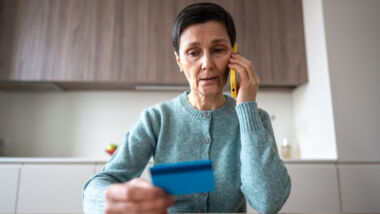 Klachteninstituut voor financiële dienstverlening Kifid heeft een bijzondere uitspraak gedaan over bankhelpdeskfraude.