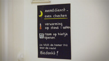 De recente uitzending van Meldpunt Actueel over hitte in verzorgingstehuizen heeft de tongen behoorlijk losgemaakt.