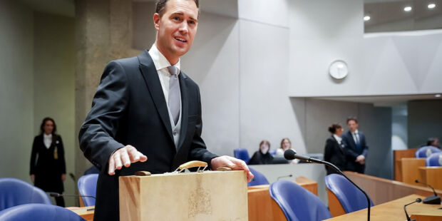 Minister van Financiën Eelco Heinen heeft zojuist de Miljoenennota aangeboden in de Tweede Kamer met de begroting voor 2027.