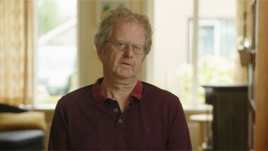 Meldpunt Actueel volgt Frans Jacobs (72), die op zijn 64e de diagnose autisme krijgt. Een vriendin herkent kenmerken hiervan bij hem.
